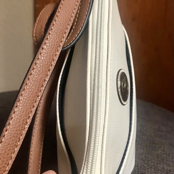 Tommy Hilfiger crossbody mini - greet for travel - Picture 5 of 10